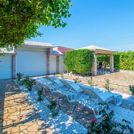 Villa Dalia موستار