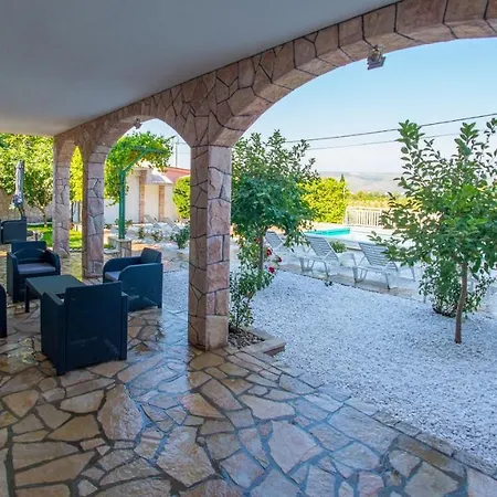 فيلة Villa Dalia *