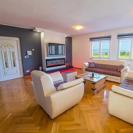 Villa Dalia *