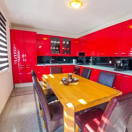 Villa Dalia موستار
