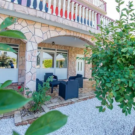 Villa Dalia فيلة