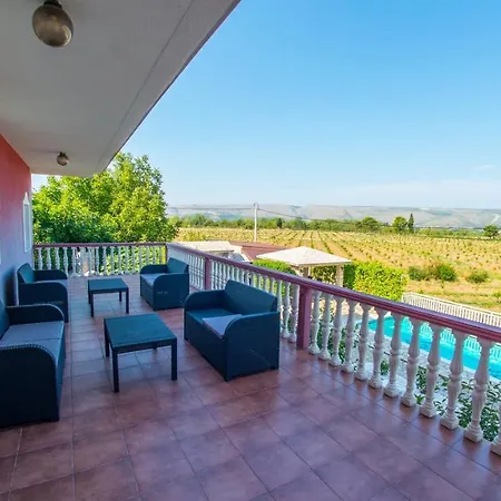 Villa Dalia فيلة *